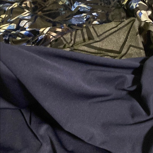 Allison Daley Plus Blouse fully lined Crushed  Velvet Burnout Abstract Design - Picture 6 of 9